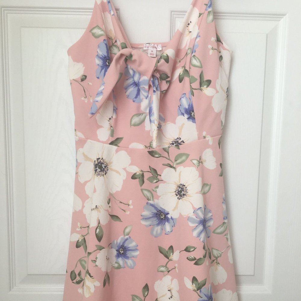 Beautiful light pink floral summer dress (formal)